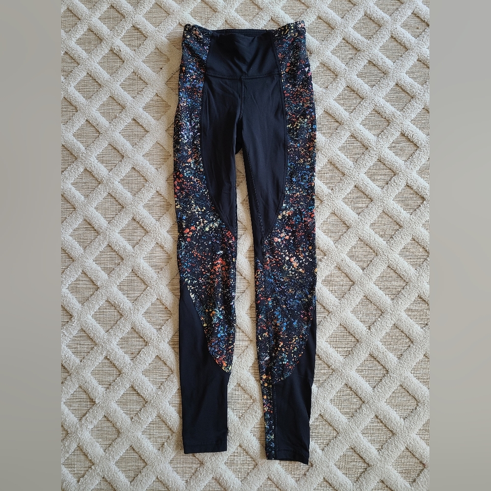 lululemon athletica Red and Black Artistic Leggings - Picture 8 of 9